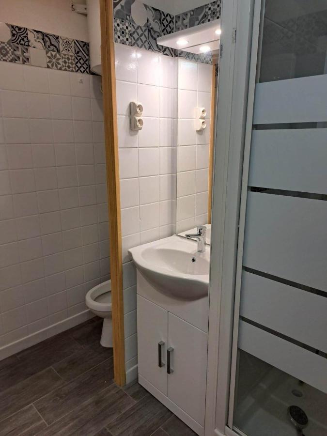 Appartement T2 27m² meublé, vue mer à 50m de la plage Narbonne-Plage Extérieur photo